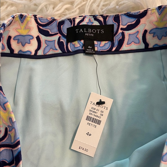 Talbots Blue and Yellow Patterned Pencil Skirt size 4P brand new length 18” - Picture 4 of 8